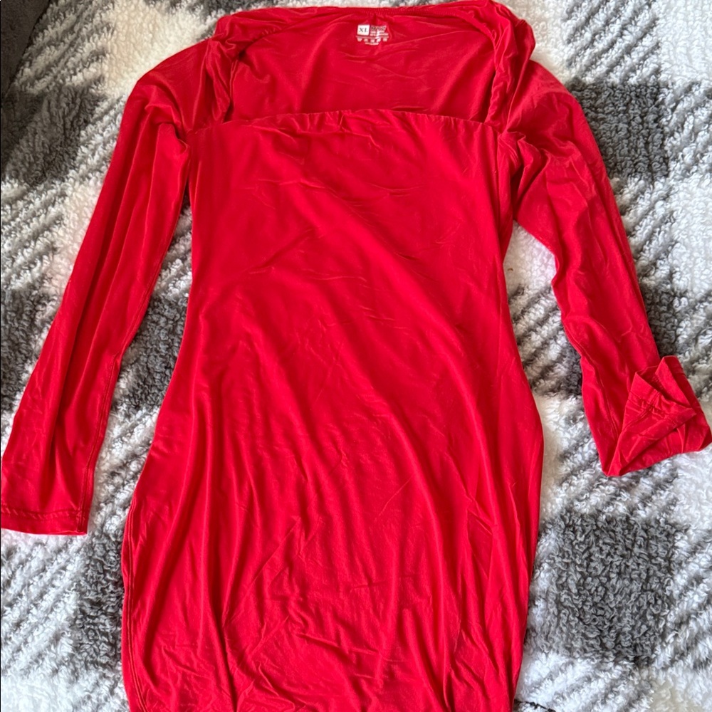 Red Long Sleeve Bodycon Dress ❤️